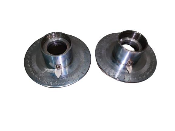 Polaroid Set Graduated 360° With Pointer And Velvet Case (Brass)