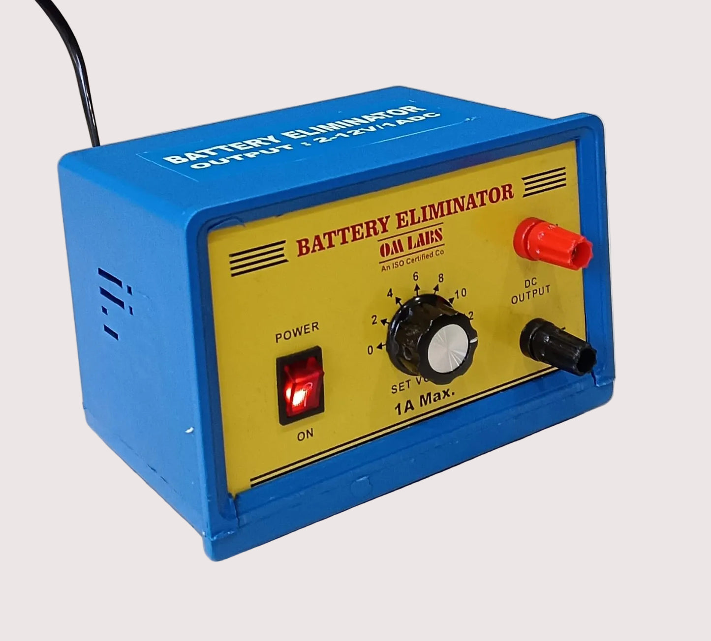 BATTERY ELIMINATOR 2-12V/1A DC in Plastic Box