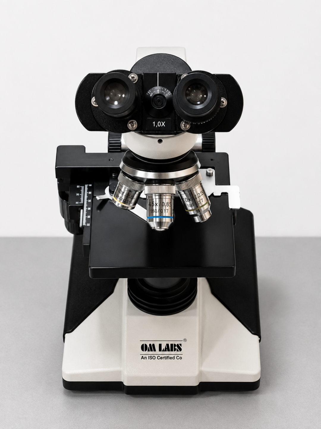 Binocular Compound Microscope | Advanced Biological Microscope