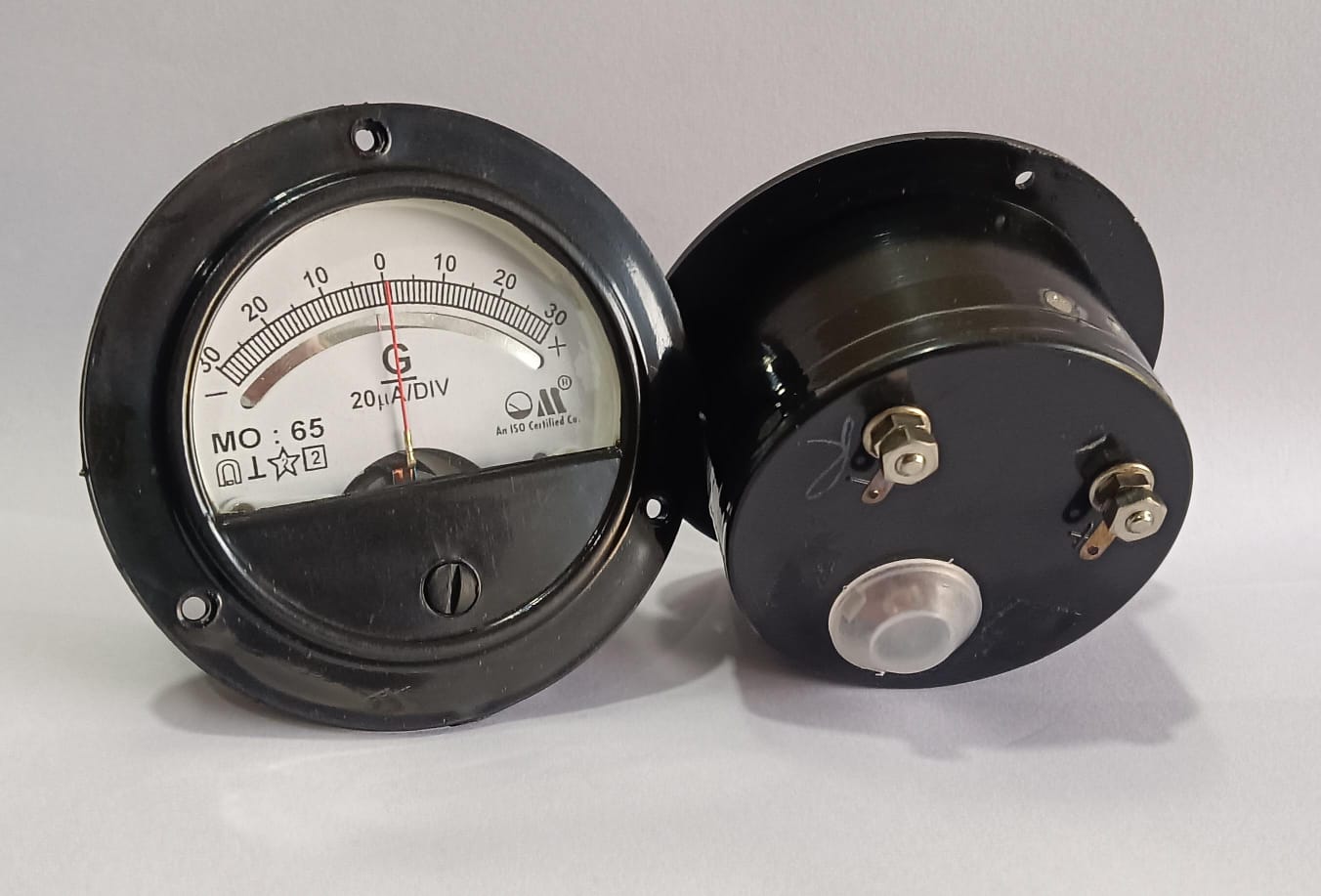 DC GALVANOMETER (MODEL MO-65 ROUND PANEL METER)