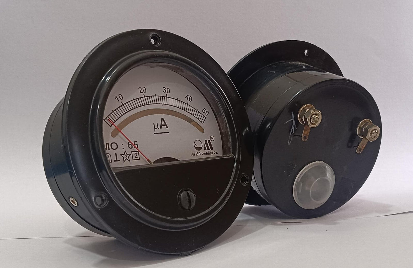 DC MICROAMMETER (MODEL MO-65 ROUND PANEL METER)
