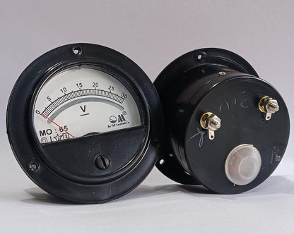 DC VOLTMETER (MODEL MO-65 ROUND PANEL METER)